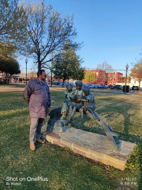 Dr. Glenn Mitchell Memorial Park