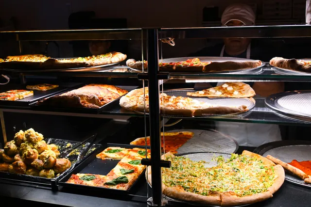 Forest Hills Pizzeria