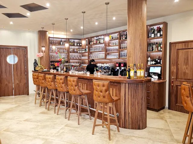 Vlachakis Café Bar Restaurant