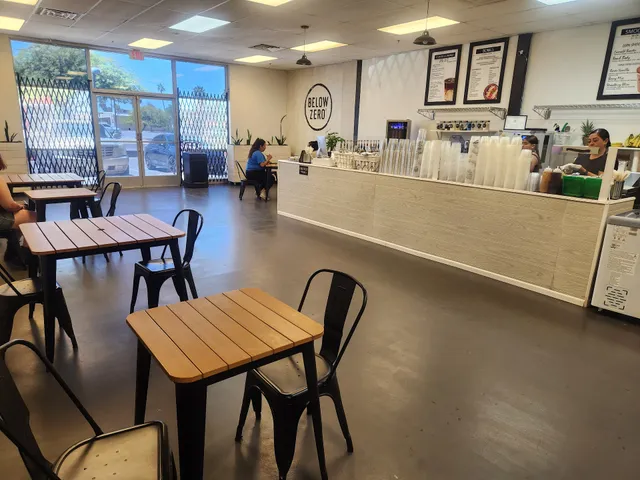 Below Zero Acai Bowls, Smoothies and Coffee