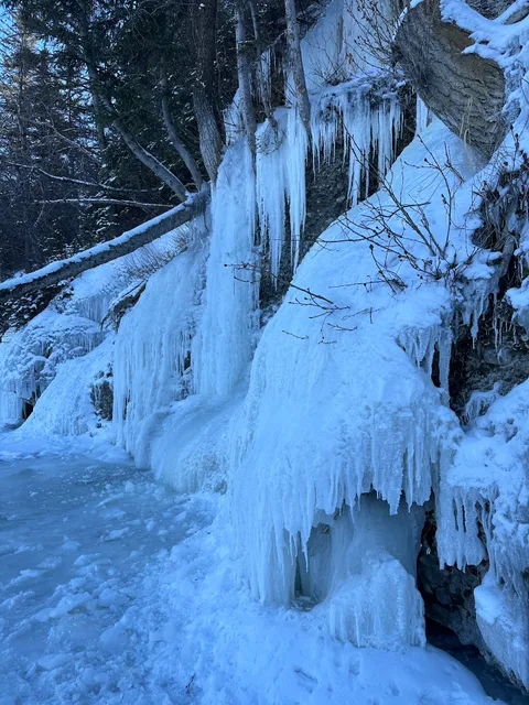 Fish Creek Park Ice Caves