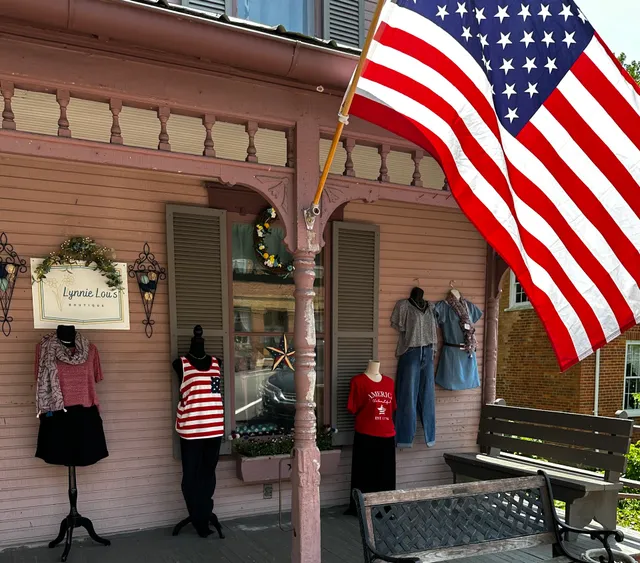 Lynnie Lou’s Boutique