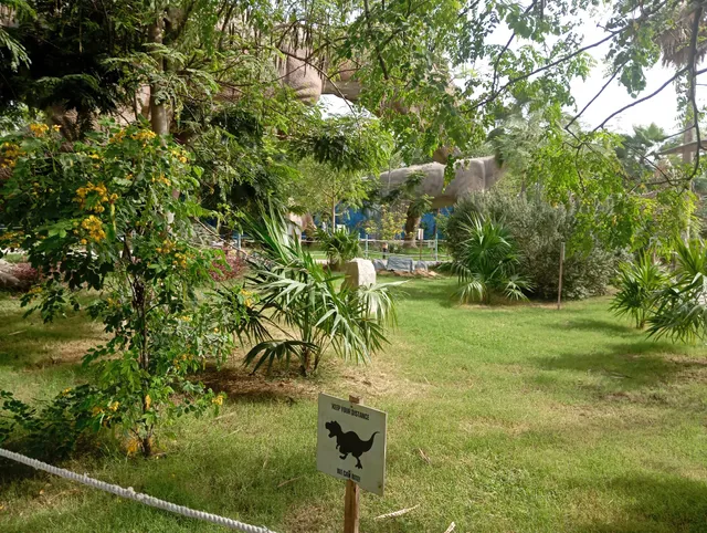 Dino Safari Park