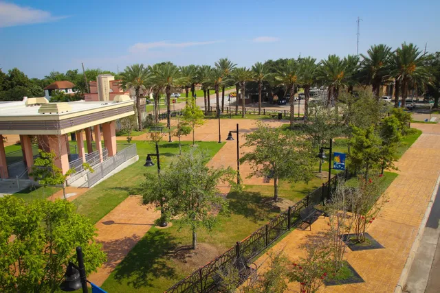 Five Points Town Plaza