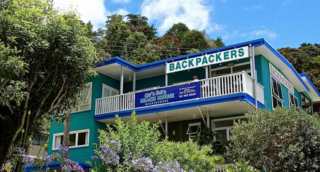 Cap'n Bob's Beach House - BBH