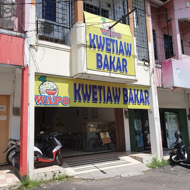 Kwetiaw Bakar Wapo