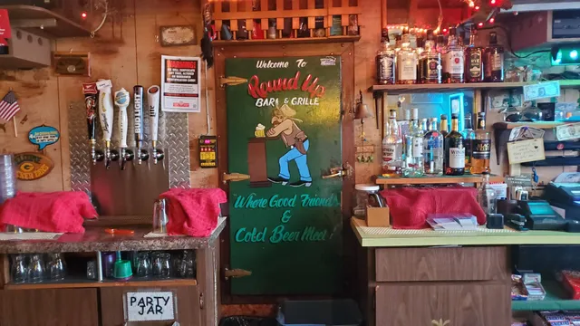 Round Up Bar & Grill
