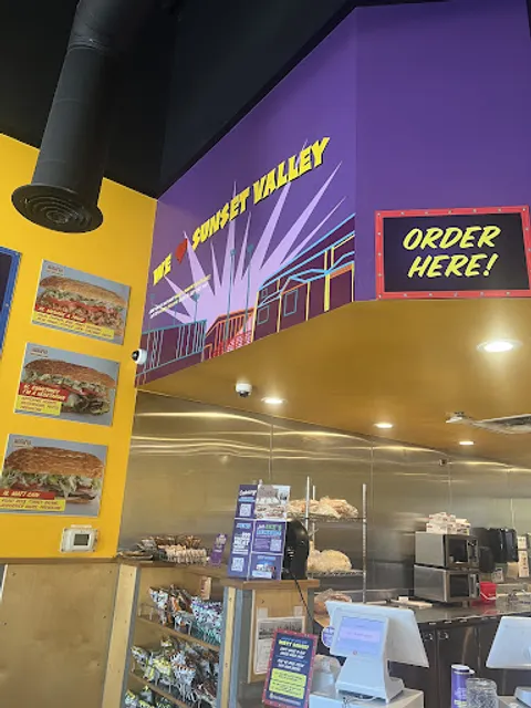 Ike's Love & Sandwiches