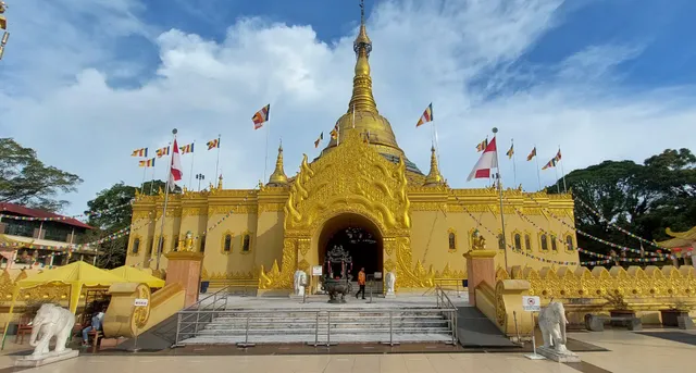 Smiley Tours & Homestay