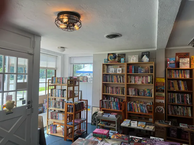 Western MA Graphic Novels