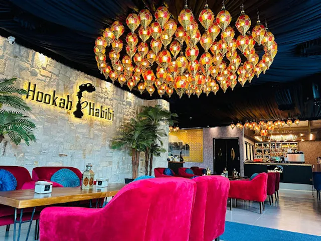 Hookah Habibi - Shisha Lounge & Cafe Kuningan