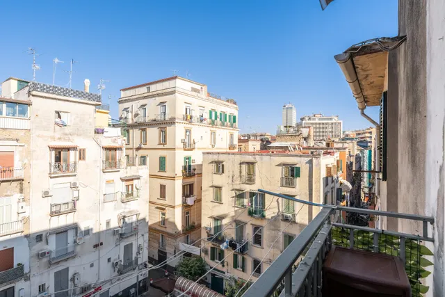 Roof Moon - La terrazza dei Quartieri Spagnoli