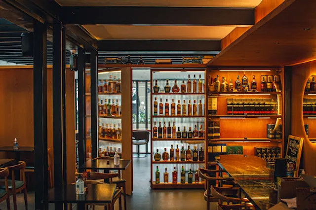 Caledonia Whisky & Co.