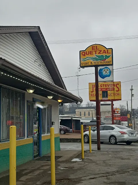 El Quetzal Tienda y Restaurante