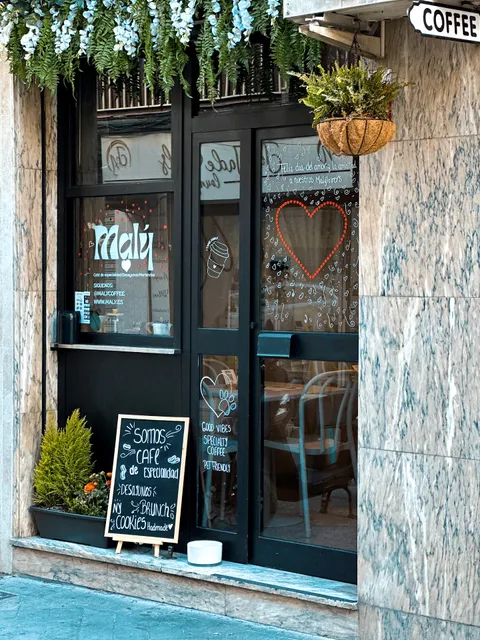 Maly Brunch & Specialty Coffee