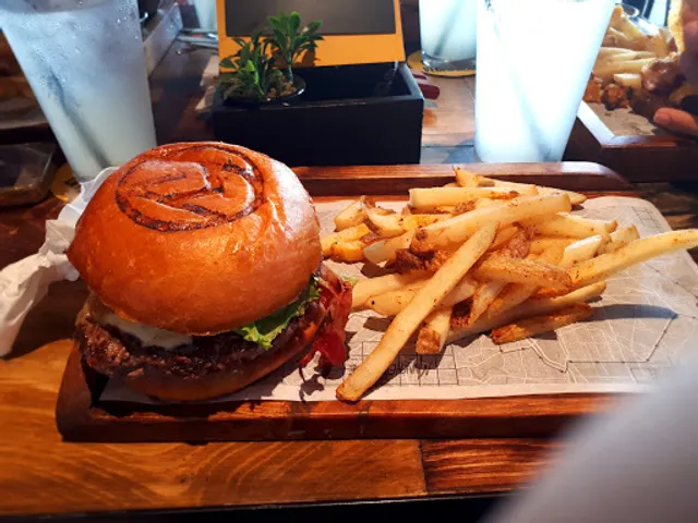 Muncher House San Jerónimo