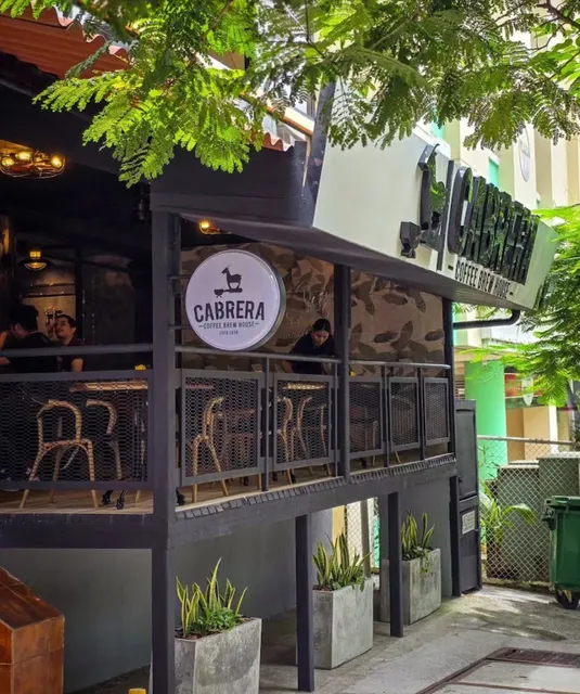 Cabrera Coffee Brew House / Vía Argentina