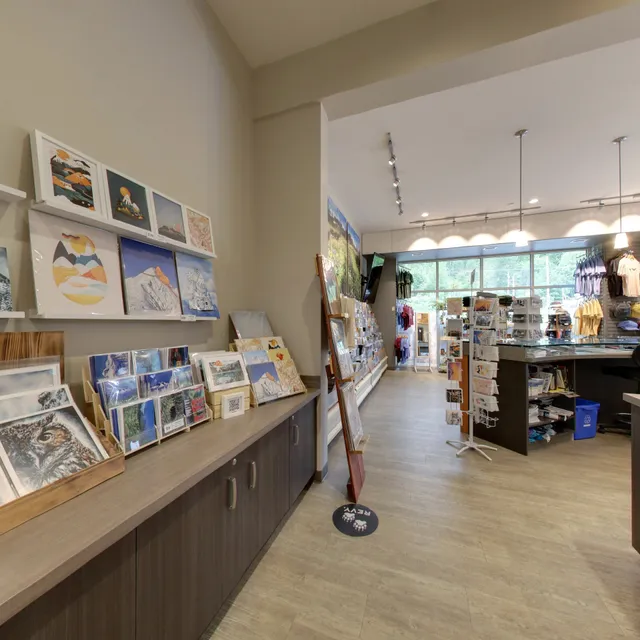 Revelstoke Business and Visitor Information Centre