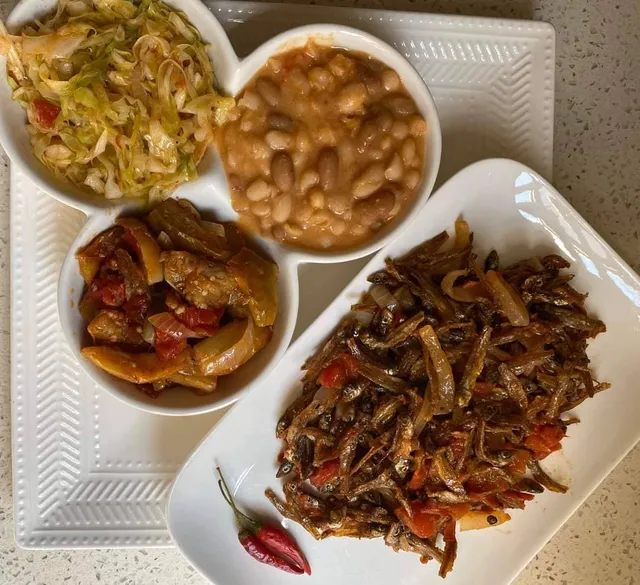 Hot Sizzling Pub & Grill