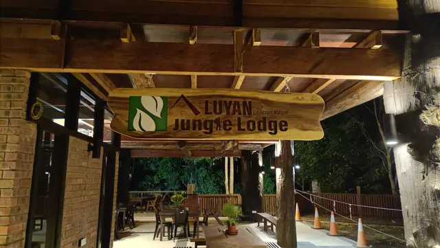Naluyan Jungle Lodge Resort, Tenom Sabah