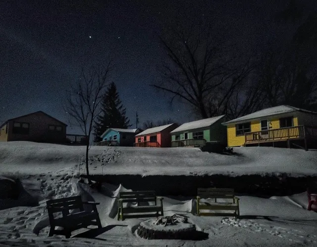 Cottages on East Lake