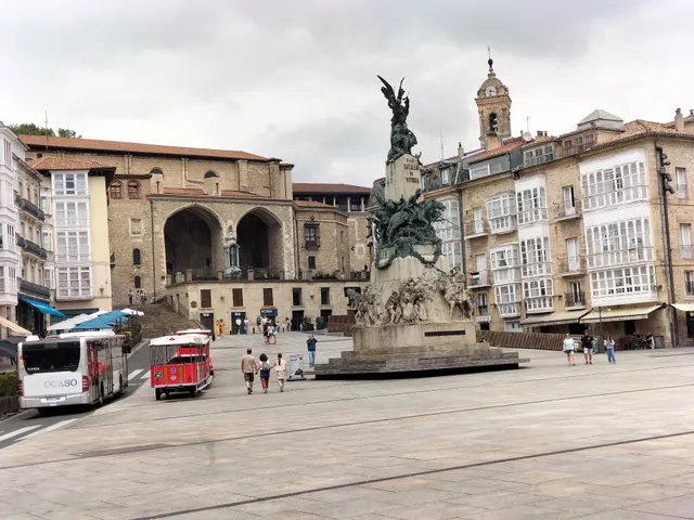 Andre Maria Zuriaren Plaza