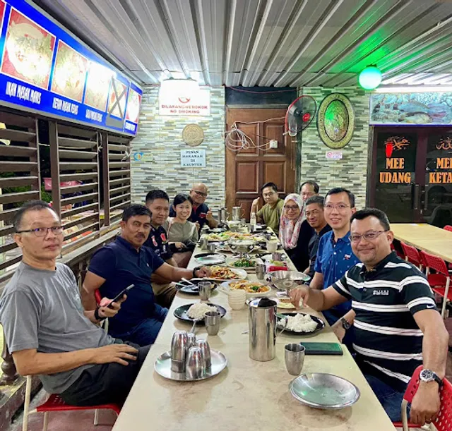 Sri Anjung Ikan Bakar