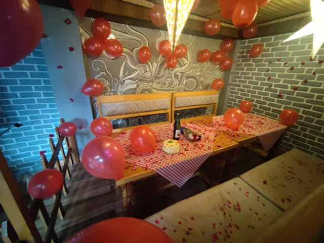 Healing Stone Cafe & Restaurant