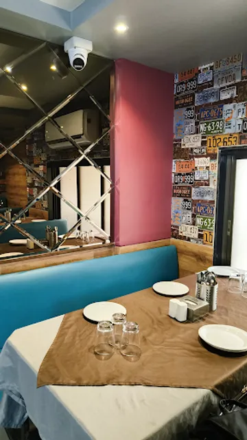 Ideal Meet Point Family Restaurant