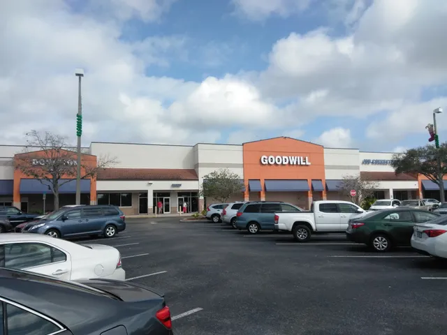 Shoppes of North Port