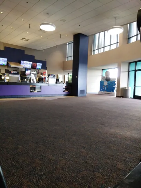 Fairchild Cinemas - Moses Lake 8