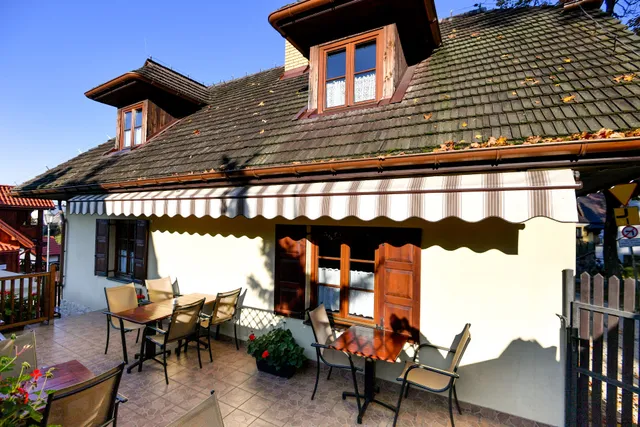 Restauracja - Pensjonat "Pod Wietrzną Górą"
