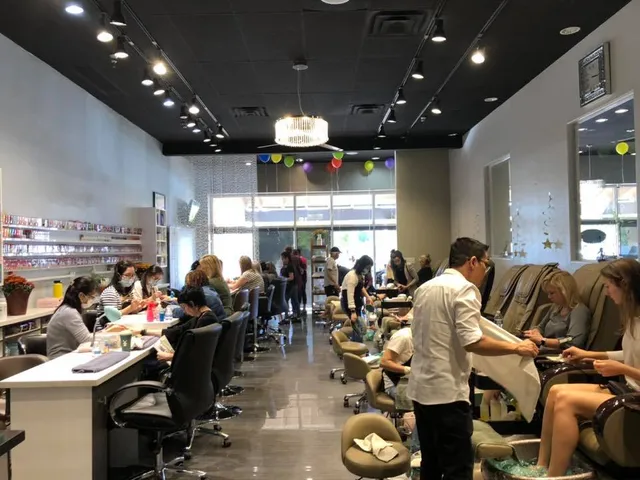 Centre Pointe Nails & Spa