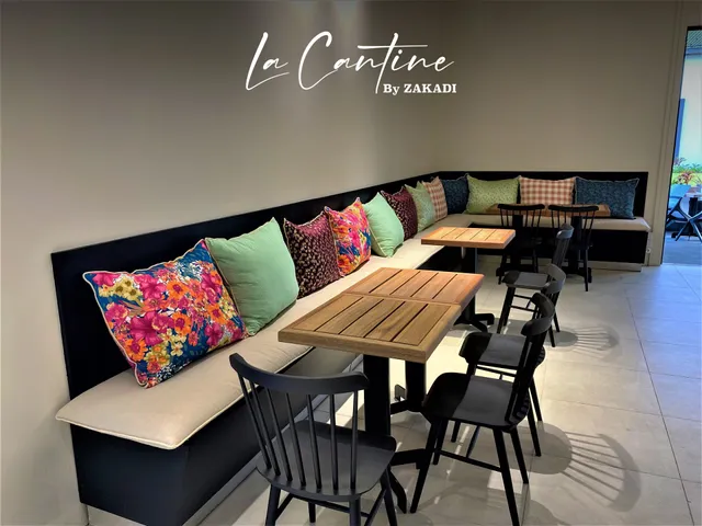 La Cantine by Zakadi