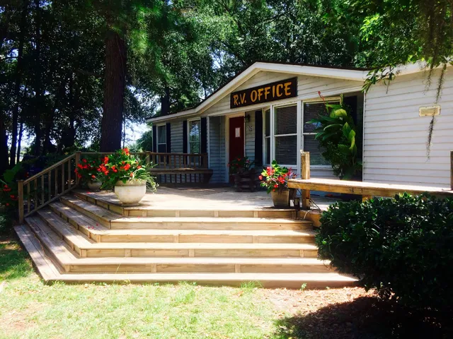 Red Gate Farms - RV Resort