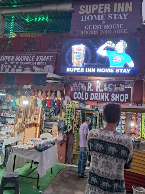 Superinn homestay& Guest house hostel