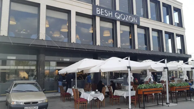 Besh Qozon Pilaf Center