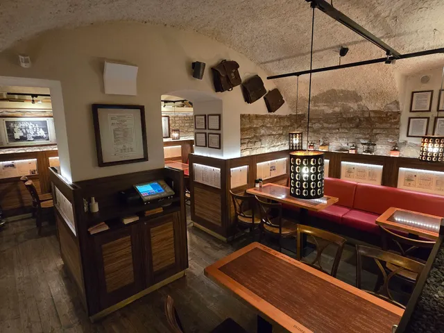 Restaurace Pět peněz