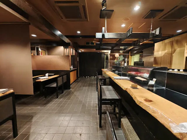 酒と肴 Ｓｈｉｎ 三条店 （さけとさかな しん）