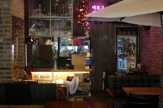 카페 고로