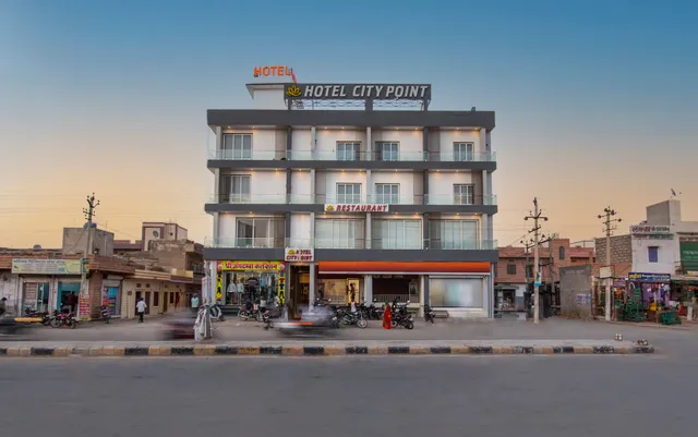 HOTEL CITY POINT & RESTAURANT