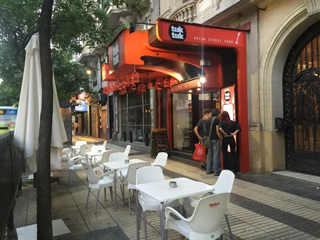 Tuk Tuk Asian Street Food Goya