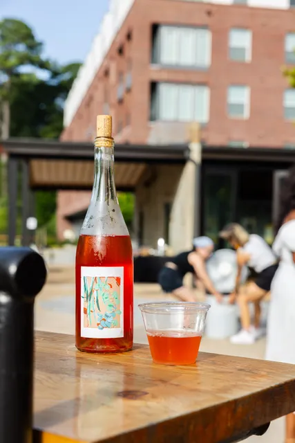 Side Saddle Wine Saloon & Bar