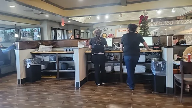 Julian's Diner