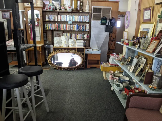 This & That Resale Shop