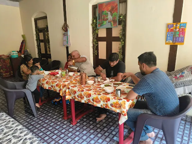 Shintre Gharguti Katta