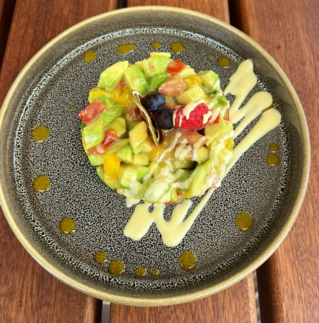 Restaurant Oskar's by Alex Wahi