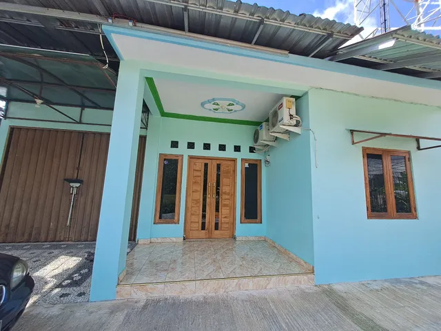 Omah Sawah Guest House