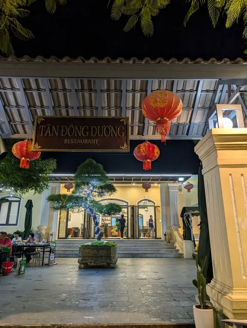 Tân Đông Dương Restaurant