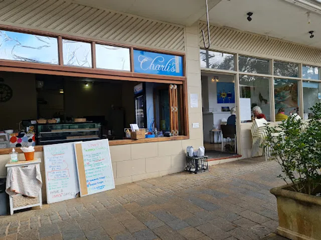 Charli's Cafe
